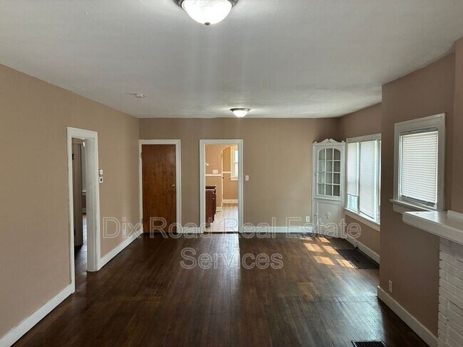 Building Photo - 1430 Coventry Rd