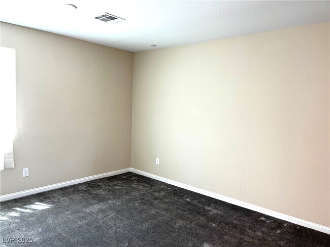 Building Photo - 8819 Burray St