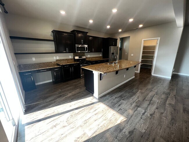 Building Photo - Updated 4 Bedroom Lacey/Hawks Prairie Home for Rent