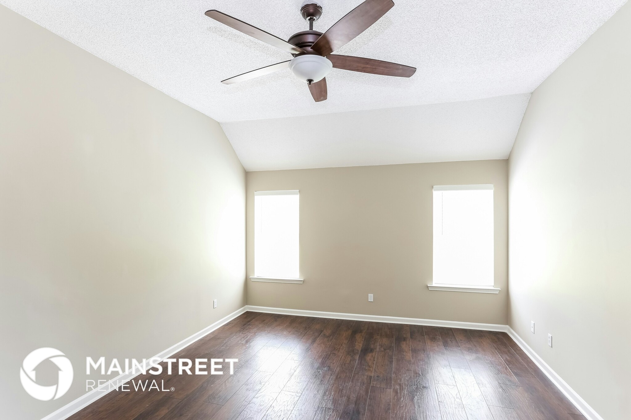 Building Photo - 7644 Tally Ho Dr E