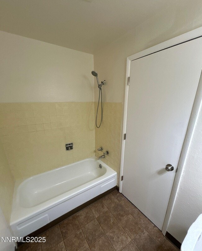 Building Photo - 1657 Gault Way