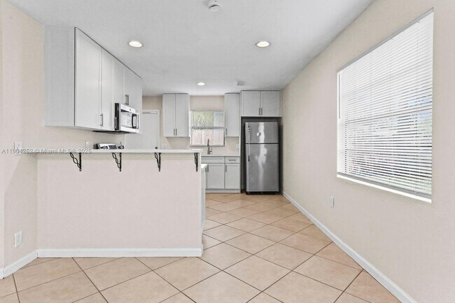 Building Photo - 3810 92nd Ln N