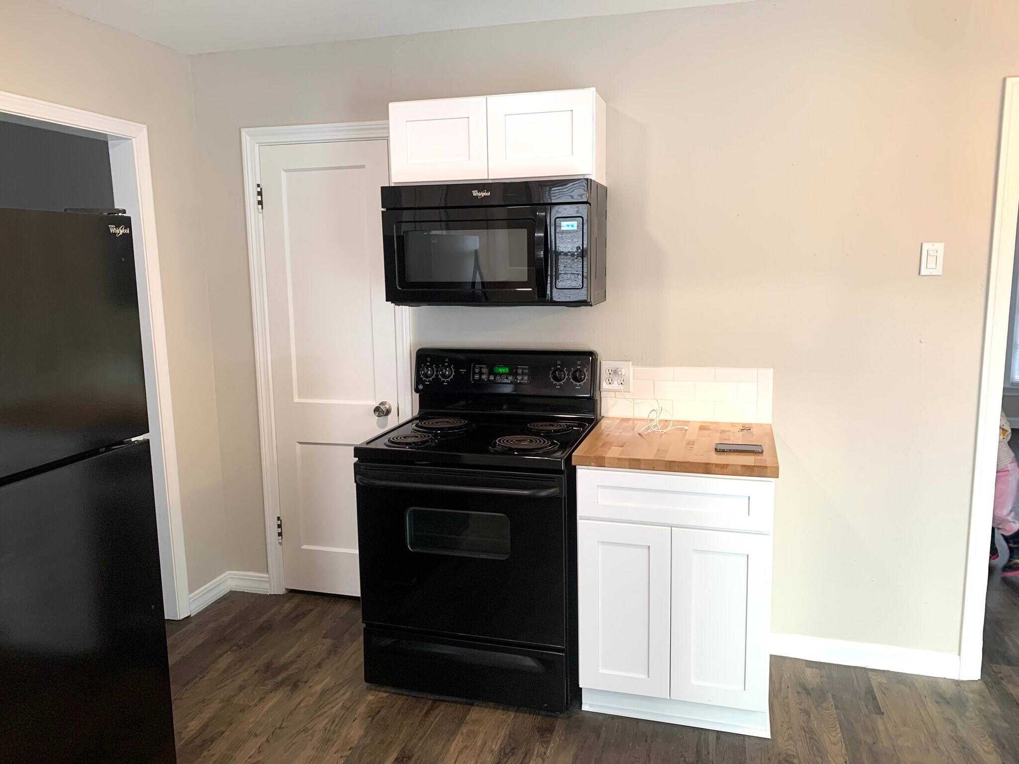 Kitchen - 1601 Faulders Ln