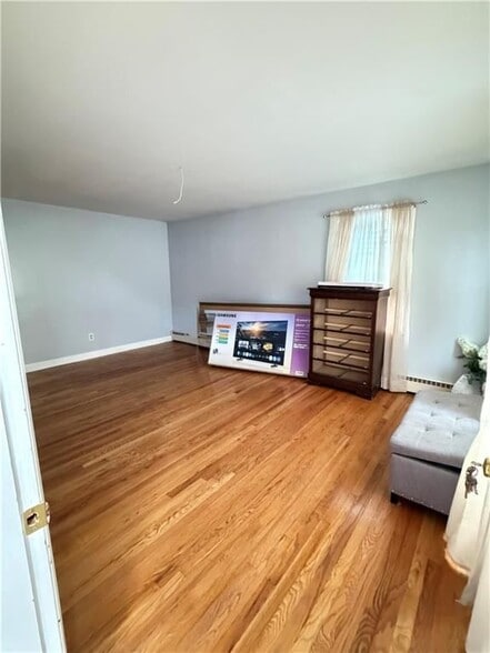 Building Photo - 178 Sisson St