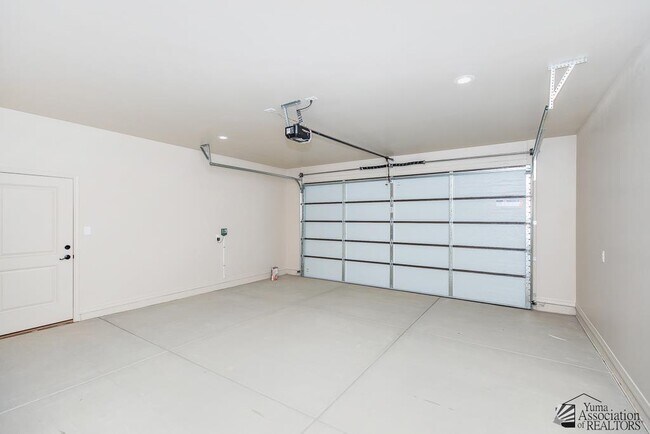 Building Photo - 12633 E 51st Pl