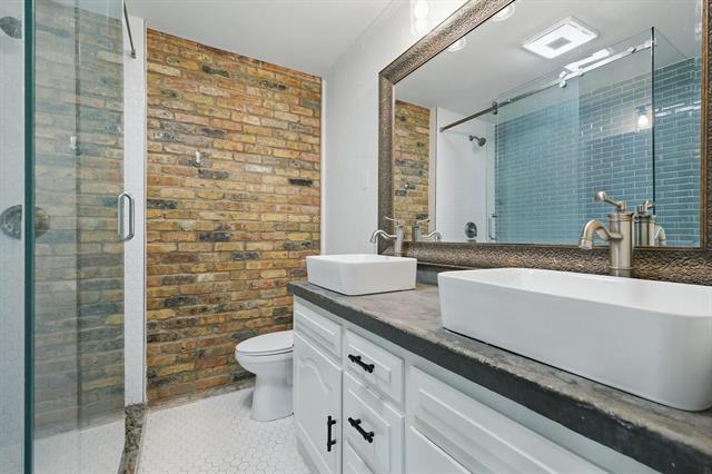 Building Photo - 841 Caublestone Hill Dr