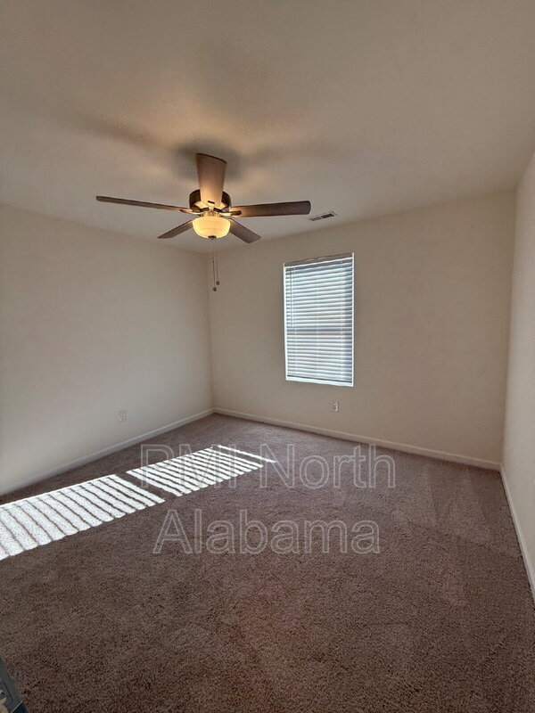 Building Photo - 112 Vulcan St