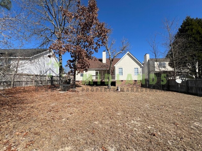 Building Photo - 5 Bridle Path Court