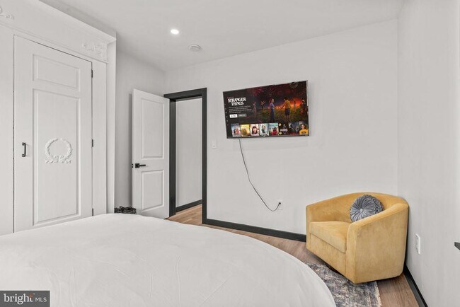 Building Photo - 2232 S 17th St