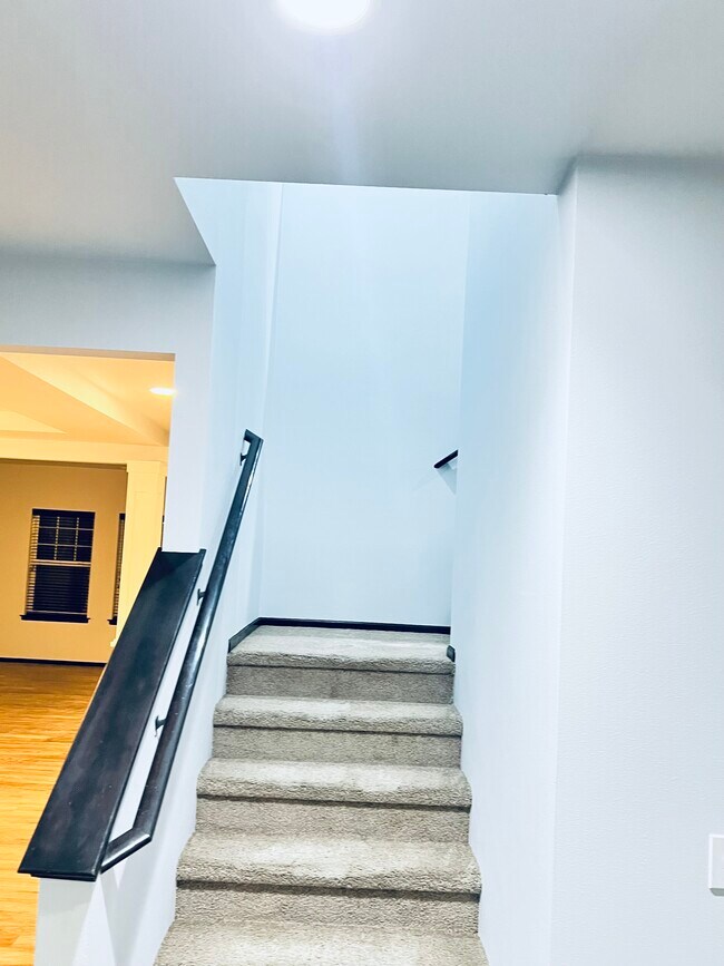 Building Photo - 5815 148th Pl NE