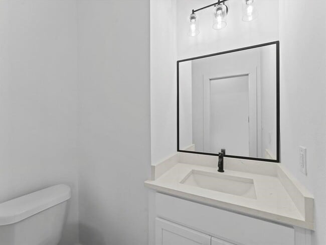 Building Photo - 1448 Dewalt St