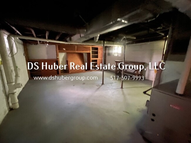 Building Photo - 132 S Magnolia Ave