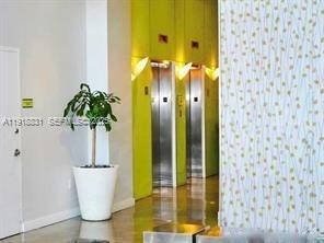 Building Photo - 133 NE 2nd Ave