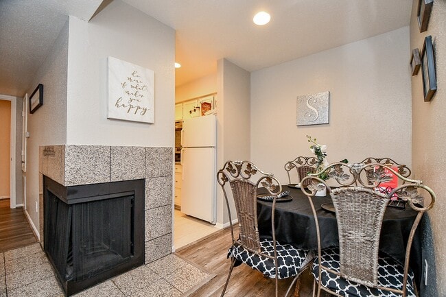 Building Photo - 8055 Cambridge St