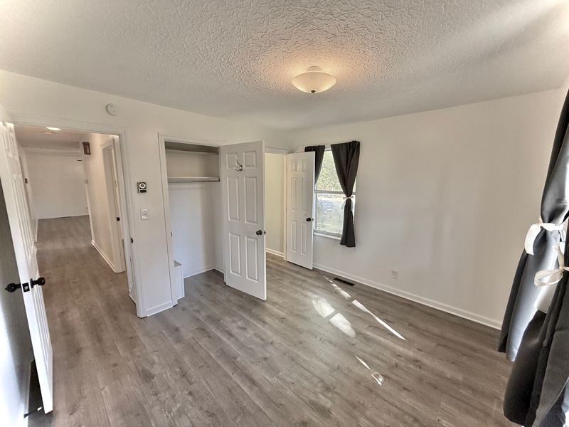 Building Photo - 597 Bluebird Dr