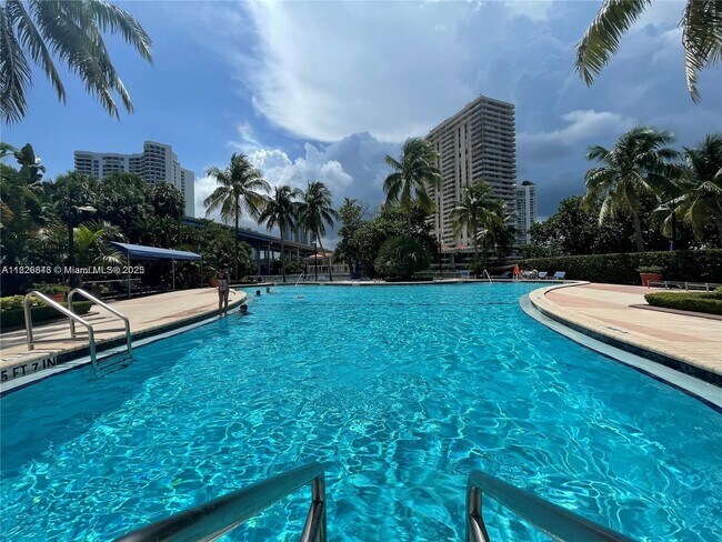 Building Photo - 19390 Collins Ave