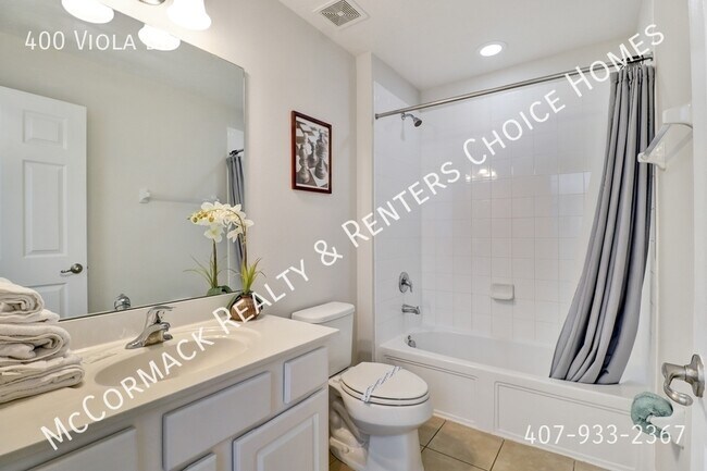 Building Photo - 400 Viola Dr