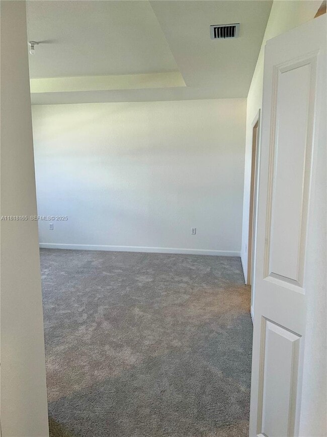 Building Photo - 2929 SE 23rd Ave