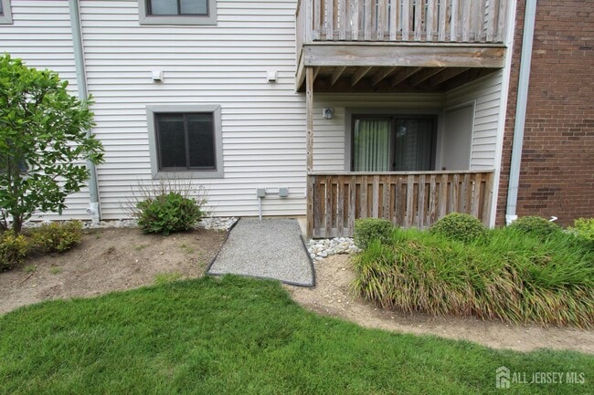Building Photo - 4707 Ravens Crest Dr