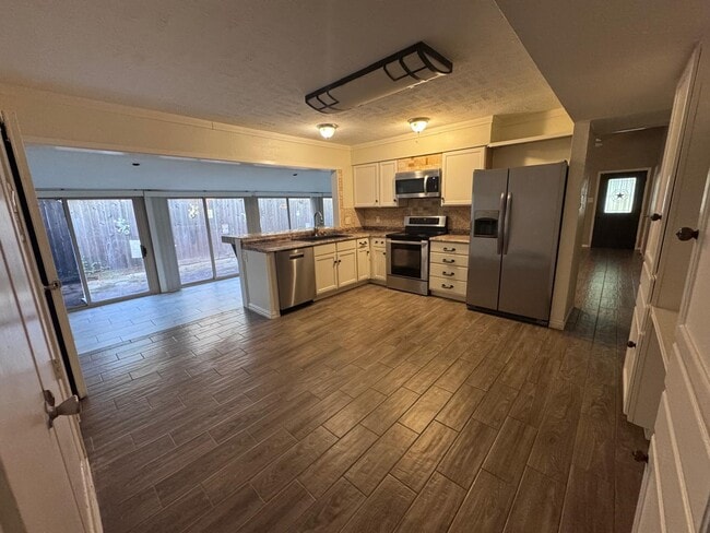 Building Photo - 15602 Camino Del Sol Dr