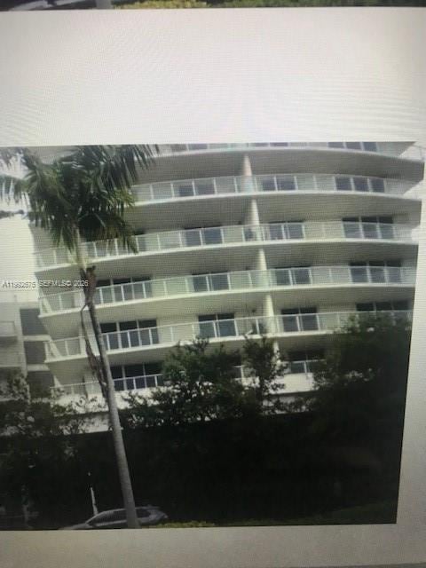 Building Photo - 4250 Biscayne Blvd