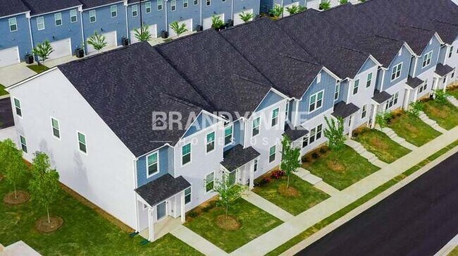Building Photo - 331 Bascomb Crst