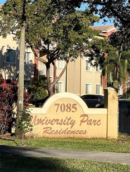 Primary Photo - 7085 Nova Dr