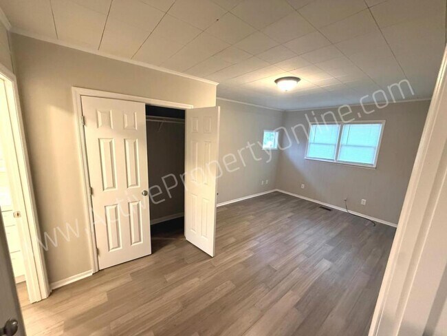 Building Photo - 1803 Canterbury Rd