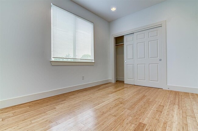 Building Photo - 3301 Thomas Kincheon St