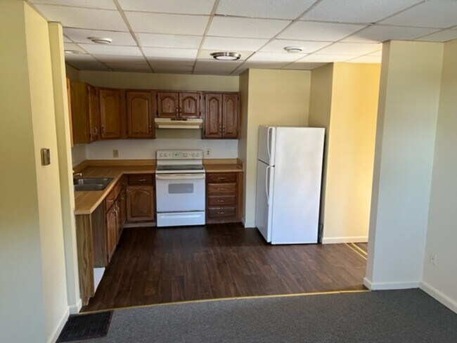 Building Photo - 5837 King Hill Avenue