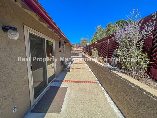 Building Photo - LEASE PENDING - Spacious Home in Nipomo - ...