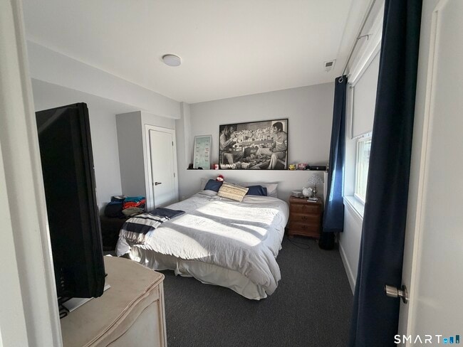 Building Photo - 28 Jefferson Ave