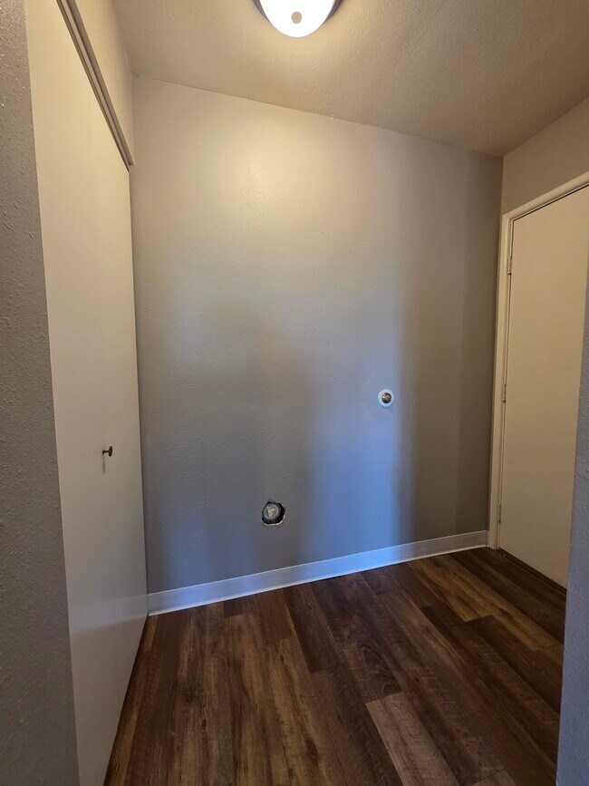 Building Photo - Liberty Lights Apartments E