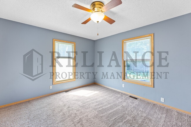 Building Photo - 1513 S Edwards St