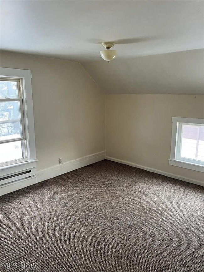 Building Photo - 2211 18th St SW