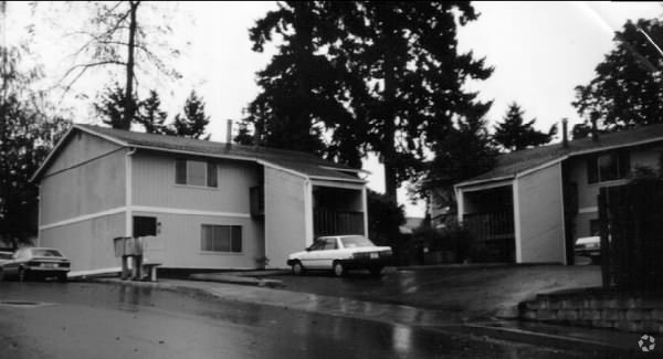 Primary Photo - Sequoia Park Apartments