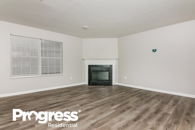 Building Photo - 1848 Ernest Dr
