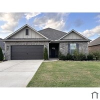 Building Photo - 127 Rita Ann Wy