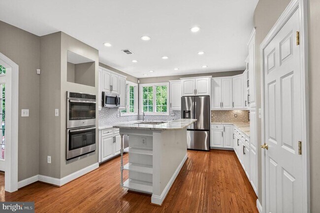 Building Photo - 11700 Talley Ct
