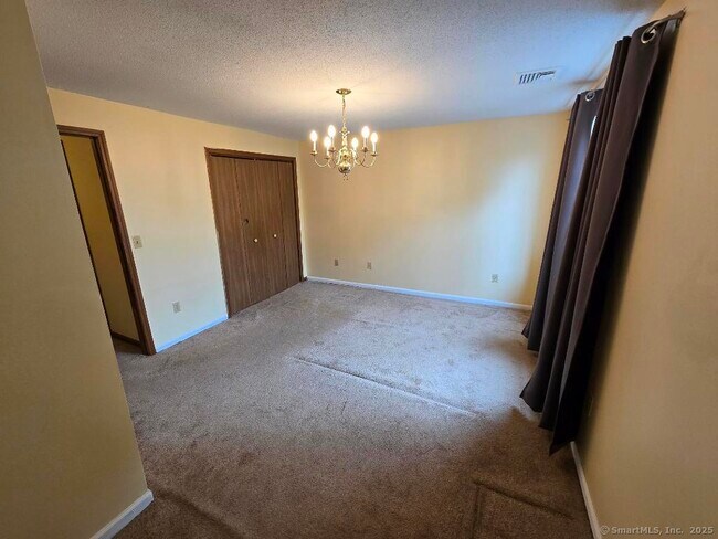 Building Photo - 62 Pierpont Rd