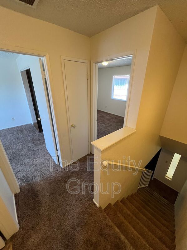 Building Photo - 840 N Williford Dr