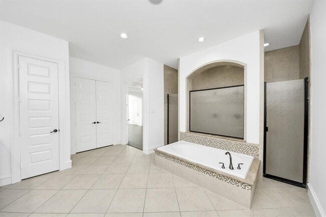 Building Photo - 3711 Meandering Spring Dr