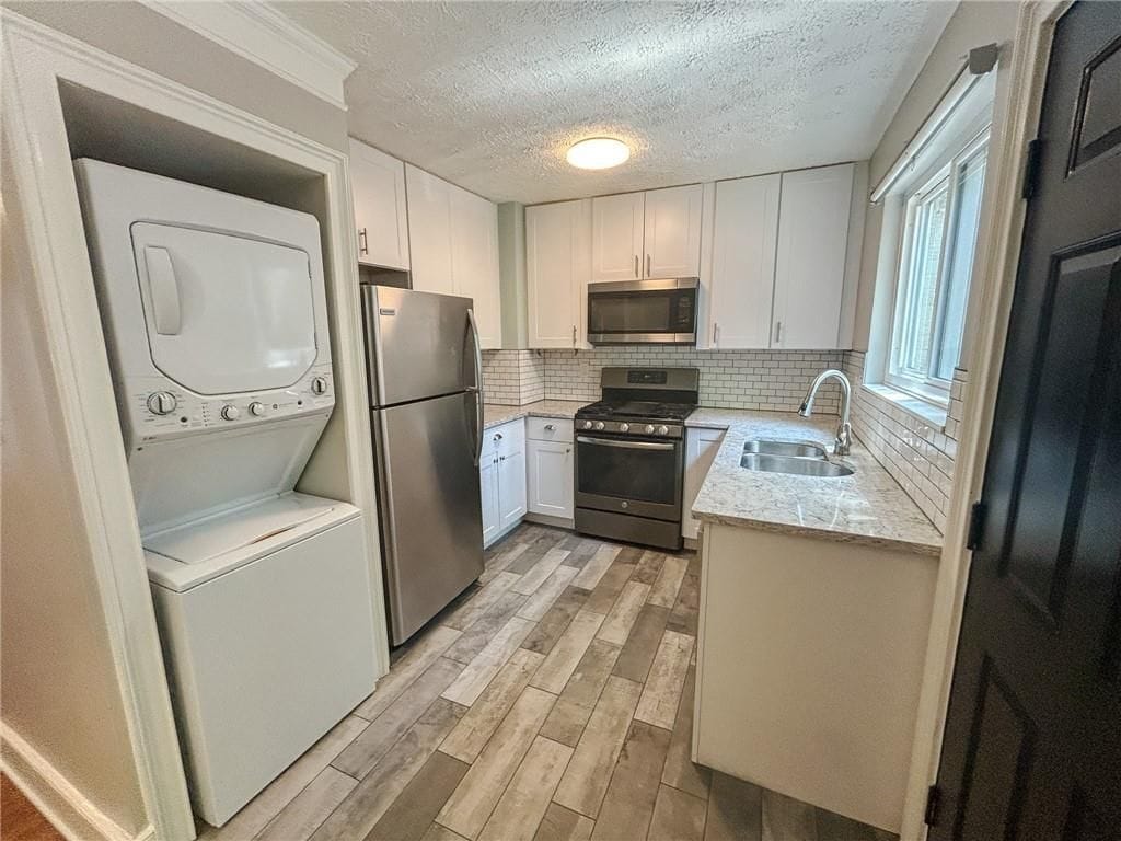 Building Photo - 411 Tenth Street, 7