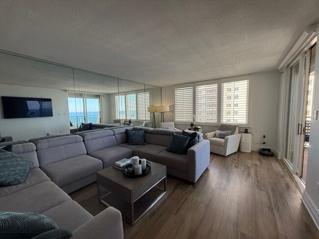 Building Photo - Stunning Atlantic Ocean view 1bedroom 1 bathroom condo