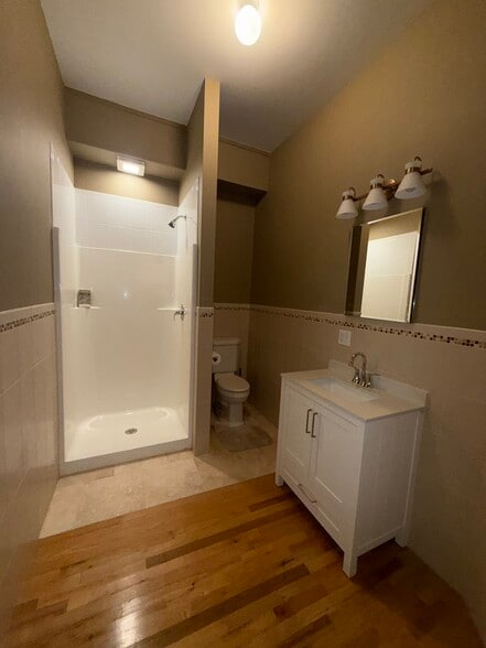 Building Photo - 23 Summer St