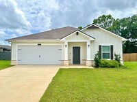 Building Photo - 202 S Rainbow Dr