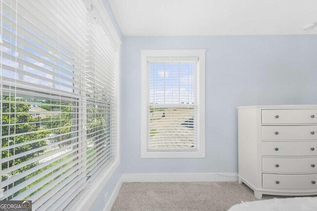 Building Photo - 106 Boatsman Way