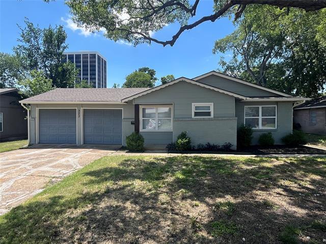 Primary Photo - 323 N Cottonwood Dr