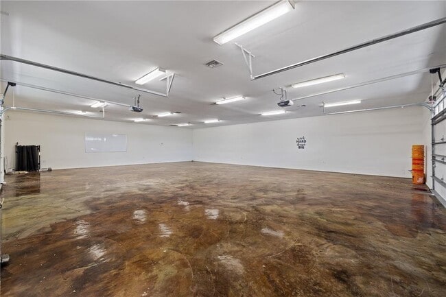 Building Photo - 4019 Moores Lake Rd