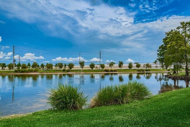 Building Photo - 1400 Gandy Blvd N